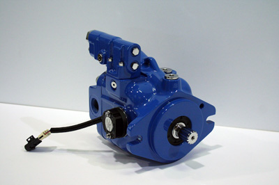 Eaton-X20---220 Piston Pumps Alternative-Angle