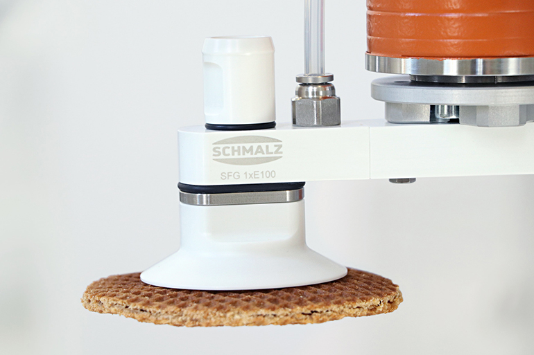 Flow grippers like the SFG are engineered to handle delicate, dry and porous foodstuffs. They’re well suited for use with baked goods such as cookies, wafers and waffles.