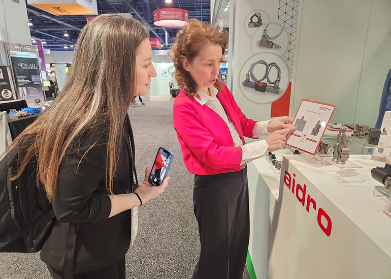 Rachael Pasini speaks with Valeria Tirelli from aidro about their 3D printed hydraulic valve technology.